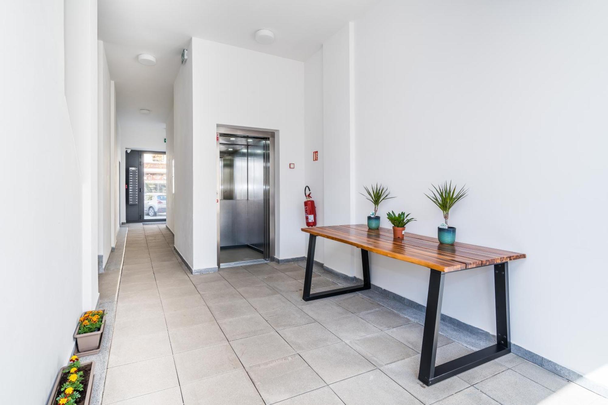 Ferienwohnung Perla Hradce 401 Hradec Králové Exterior foto