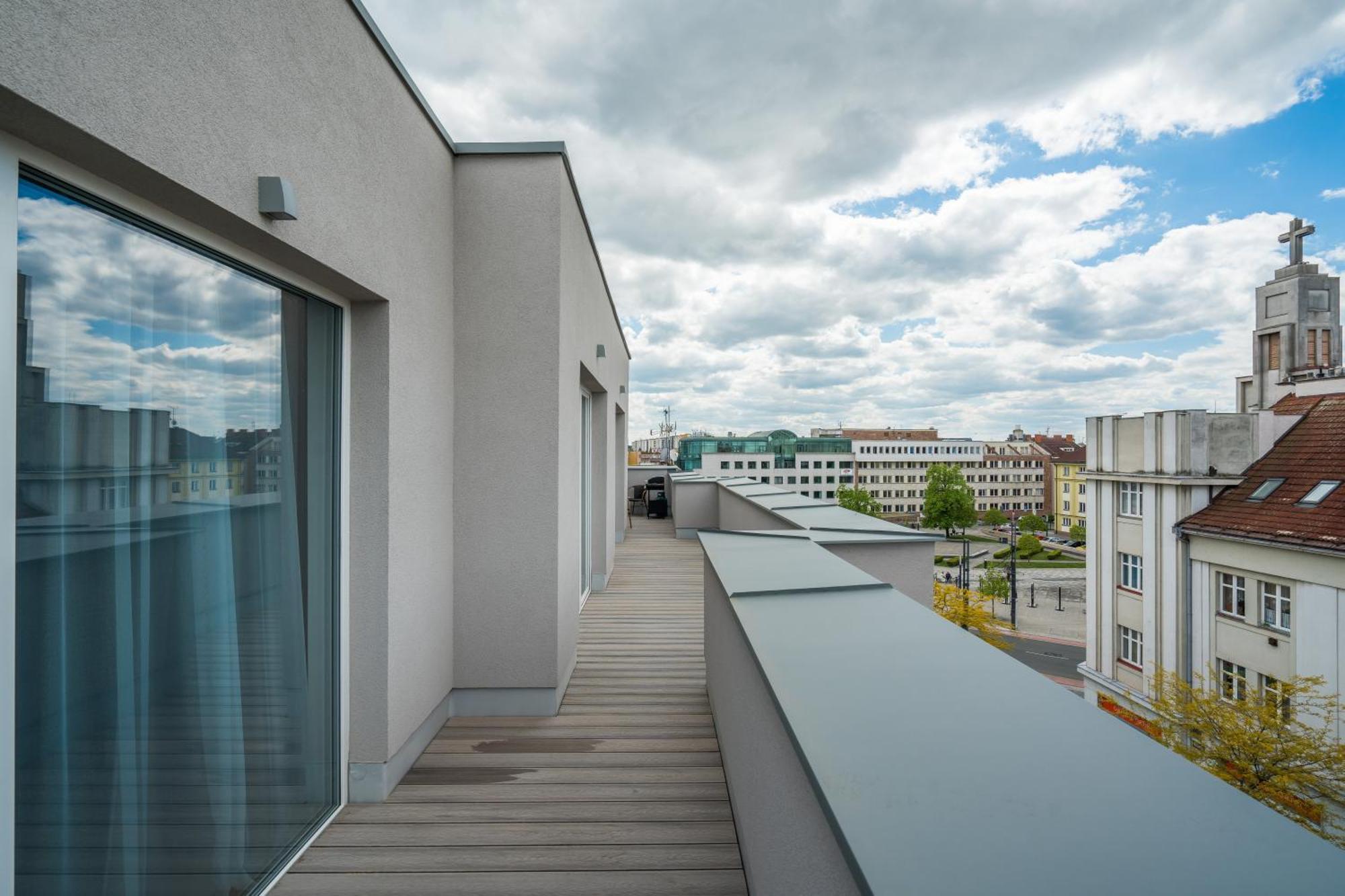 Ferienwohnung Perla Hradce 401 Hradec Králové Exterior foto