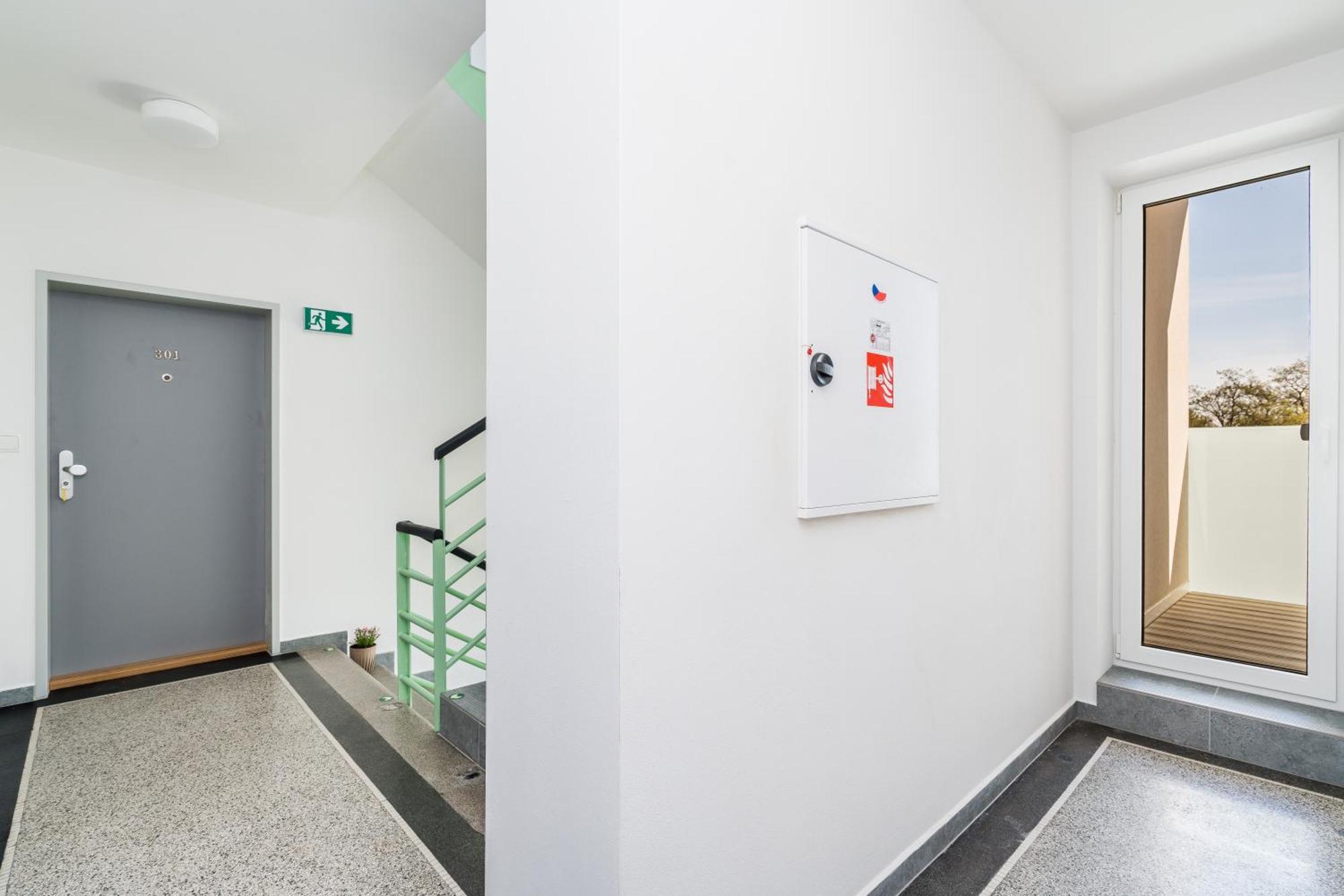 Ferienwohnung Perla Hradce 401 Hradec Králové Exterior foto